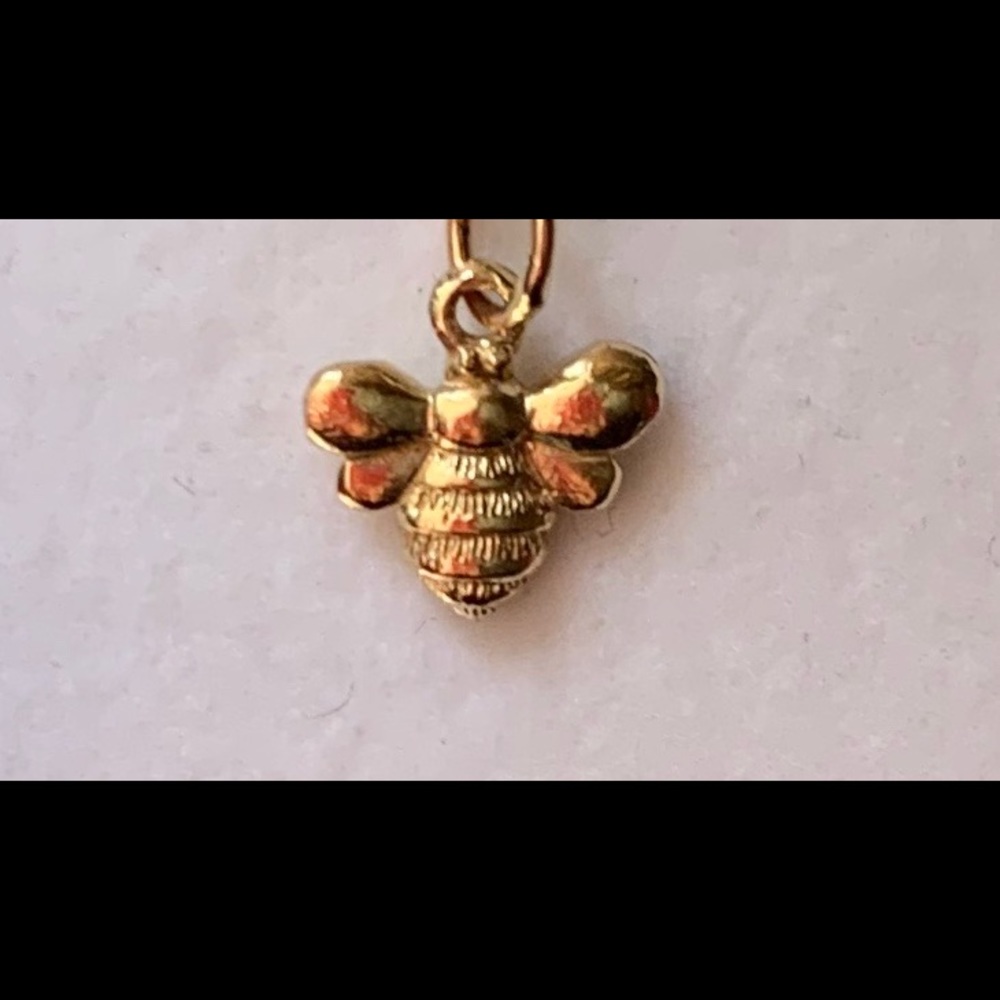 Helen Ficalora 14k yellow gold Bee Charm